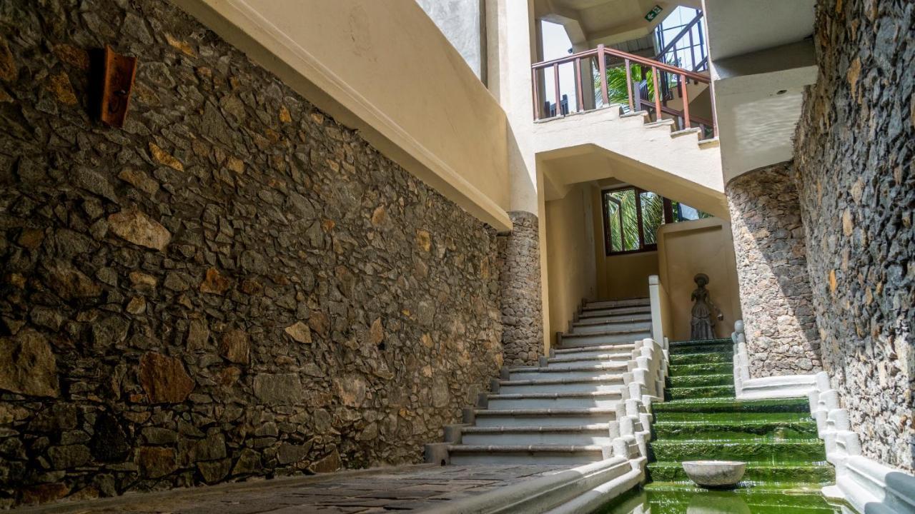 The Lady Hill Hotel Галле Экстерьер фото